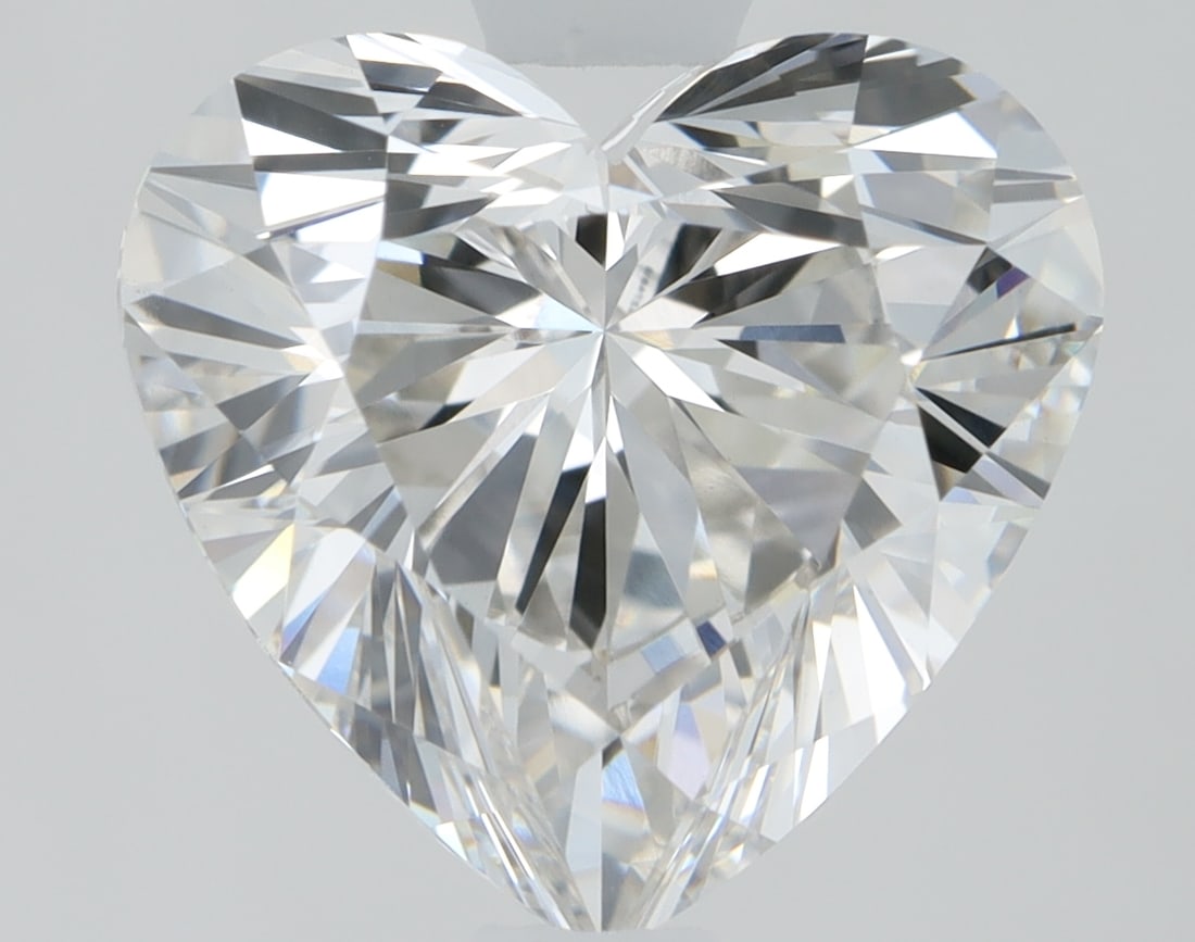 Loose Diamond - HEART 2.05ct G VS1: Loose Diamond - HEART 2.05ct G VS1 Source: This is a real non-mined Diamond that has been grown in a lab Shape: HEART Carats: 2.05 Color: G Clarity: VS1 Certification: GIA Condition: Pre-Owned PLEASE 