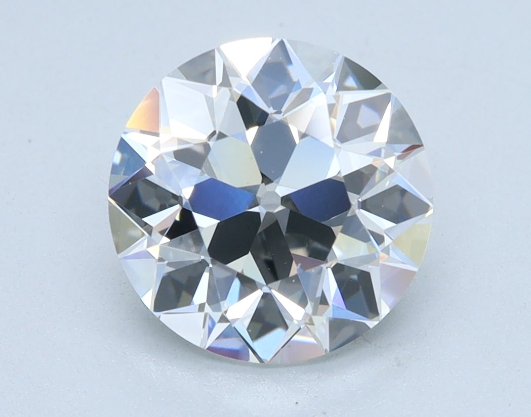 Loose Diamond - OLD EUROPEAN 2.03ct E VVS2: Loose Diamond - OLD EUROPEAN 2.03ct E VVS2 Source: This is a real non-mined Diamond that has been grown in a lab Shape: OLD EUROPEAN Carats: 2.03 Color: E Clarity: VVS2 Certification: IGI Condition: P
