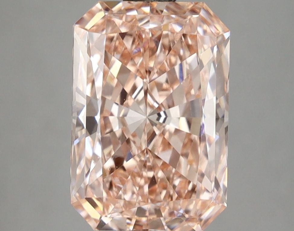 Loose Diamond - RADIANT 2.97ct Fancy Vivid Pink VS1: Loose Diamond - RADIANT 2.97ct Fancy Vivid Pink VS1 Source: This is a real non-mined Diamond that has been grown in a lab Shape: RADIANT Carats: 2.97 Color: Fancy Vivid Pink Certification: IGI Video: