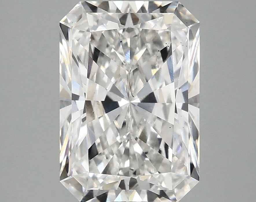 Loose Diamond - RADIANT 3.1ct F VS2: Loose Diamond - RADIANT 3.1ct F VS2 Source: This is a real non-mined Diamond that has been grown in a lab Shape: RADIANT Carats: 3.1 Color: F Clarity: VS2 Certification: IGI Condition: Pre-Owned PLEAS