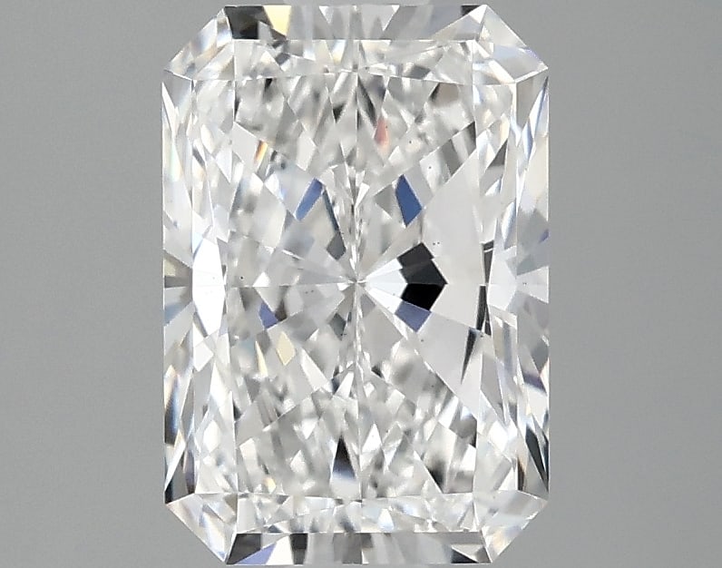 Loose Diamond - RADIANT 2.01ct D VS2: Loose Diamond - RADIANT 2.01ct D VS2 Source: This is a real non-mined Diamond that has been grown in a lab Shape: RADIANT Carats: 2.01 Color: D Clarity: VS2 Certification: IGI Condition: Pre-Owned PLE
