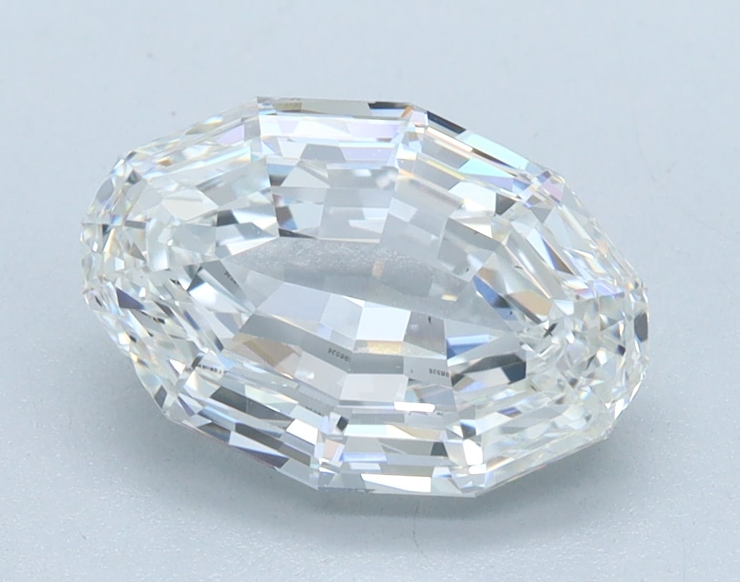 Loose Diamond - OVAL STEP CUT 2.37ct E VS2: Loose Diamond - OVAL STEP CUT 2.37ct E VS2 Source: This is a real non-mined Diamond that has been grown in a lab Shape: OVAL STEP CUT Carats: 2.37 Color: E Clarity: VS2 Certification: IGI Condition: P