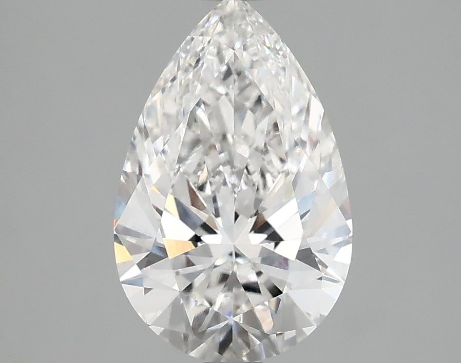 Loose Diamond - PEAR 1.89ct E VVS2: Loose Diamond - PEAR 1.89ct E VVS2 Source: This is a real non-mined Diamond that has been grown in a lab Shape: PEAR Carats: 1.89 Color: E Clarity: VVS2 Certification: IGI Condition: Pre-Owned PLEASE 