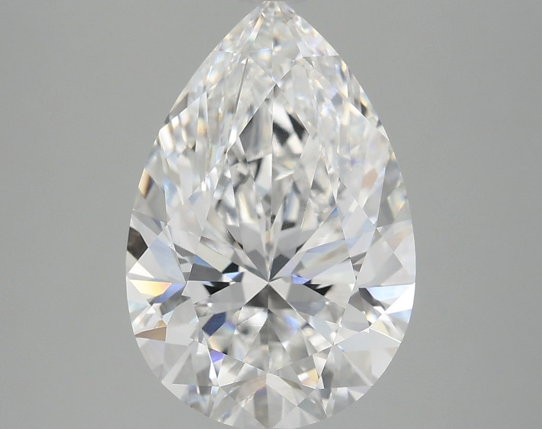 Loose Diamond - PEAR 4.67ct D VVS2: Loose Diamond - PEAR 4.67ct D VVS2 Source: This is a real non-mined Diamond that has been grown in a lab Shape: PEAR Carats: 4.67 Color: D Clarity: VVS2 Certification: IGI Condition: Pre-Owned PLEASE 