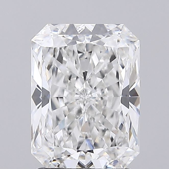 Loose Diamond - RADIANT 2.11ct E VS1: Loose Diamond - RADIANT 2.11ct E VS1 Source: This is a real non-mined Diamond that has been grown in a lab Shape: RADIANT Carats: 2.11 Color: E Clarity: VS1 Certification: IGI Condition: Pre-Owned PLE