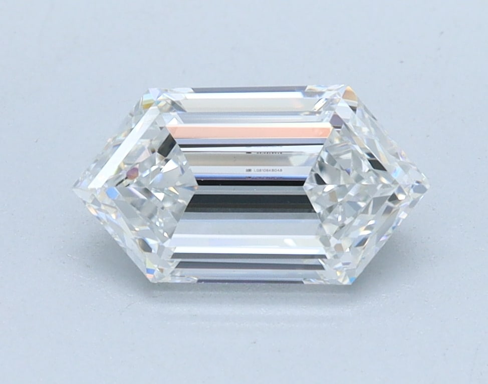 Loose Diamond - DUTCH MARQUISE STEP CUT 1.06ct D VVS2: Loose Diamond - DUTCH MARQUISE STEP CUT 1.06ct D VVS2 Source: This is a real non-mined Diamond that has been grown in a lab Shape: DUTCH MARQUISE STEP CUT Carats: 1.06 Color: D Clarity: VVS2 Certifica