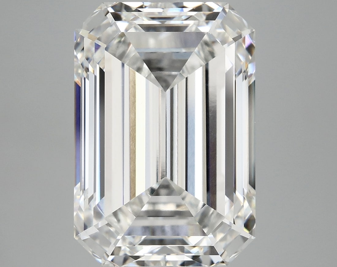 Loose Diamond - EMERALD 12.11ct E VVS2: Loose Diamond - EMERALD 12.11ct E VVS2 Source: This is a real non-mined Diamond that has been grown in a lab Shape: EMERALD Carats: 12.11 Color: E Clarity: VVS2 Certification: IGI Condition: Pre-Owned