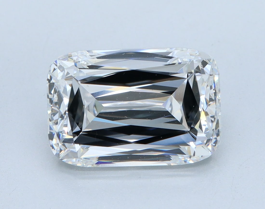 Loose Diamond - ASHOKA 3.27ct D VVS2: Loose Diamond - ASHOKA 3.27ct D VVS2 Source: This is a real non-mined Diamond that has been grown in a lab Shape: ASHOKA Carats: 3.27 Color: D Clarity: VVS2 Certification: IGI Condition: Pre-Owned PLE