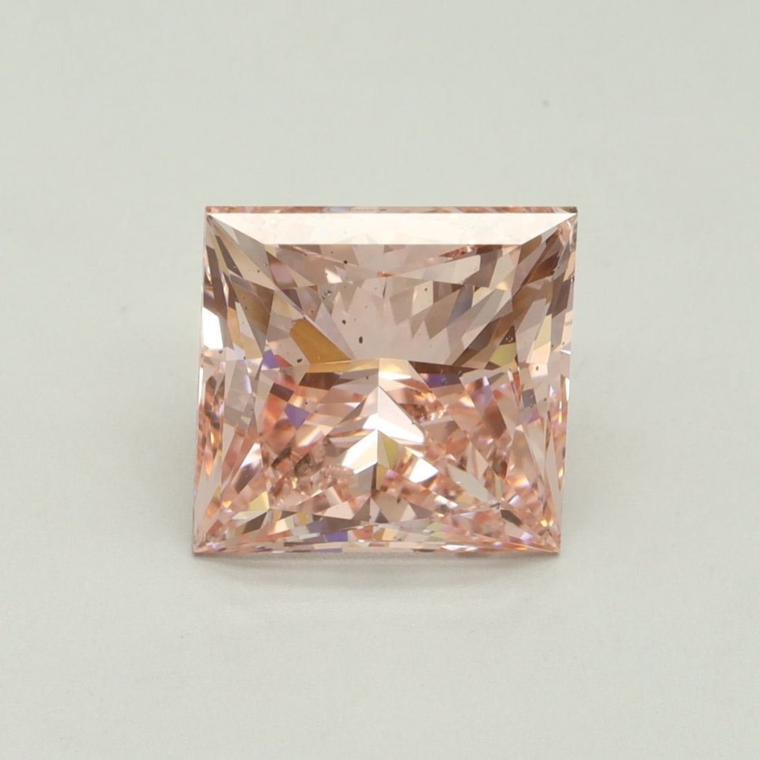 Loose Diamond - PRINCESS 5.0ct Fancy Intense Pink SI1: Loose Diamond - PRINCESS 5.0ct Fancy Intense Pink SI1 Source: This is a real non-mined Diamond that has been grown in a lab Shape: PRINCESS Carats: 5.0 Color: Fancy Intense Pink Certification: IGI Vid