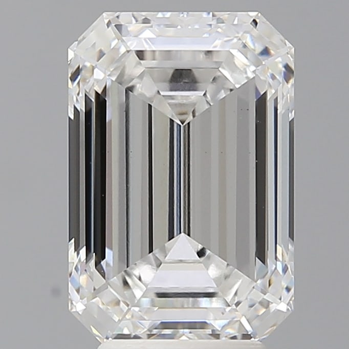 Loose Diamond - EMERALD 4.6ct D VS1: Loose Diamond - EMERALD 4.6ct D VS1 Source: This is a real non-mined Diamond that has been grown in a lab Shape: EMERALD Carats: 4.6 Color: D Clarity: VS1 Certification: IGI Condition: Pre-Owned PLEAS