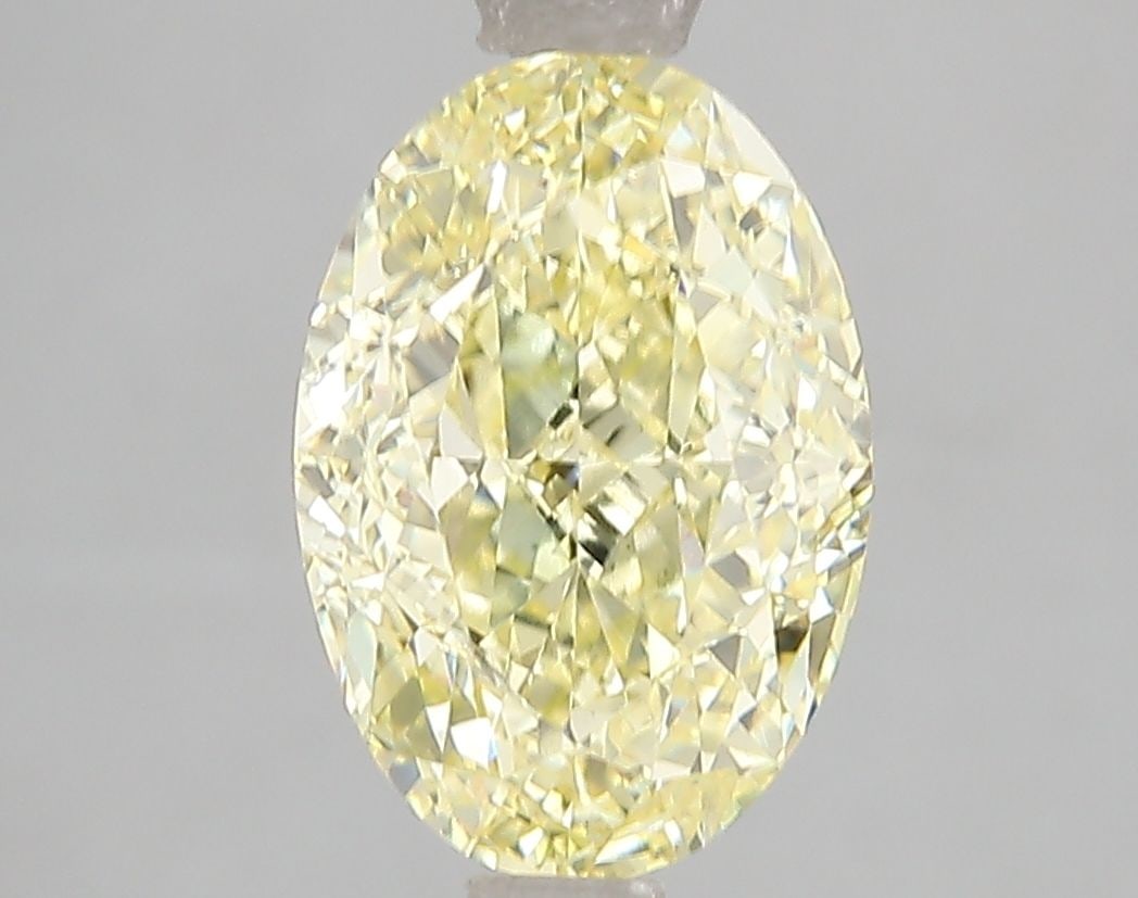 Loose Diamond - OVAL 3.0ct Fancy Intense Yellow VS1: Loose Diamond - OVAL 3.0ct Fancy Intense Yellow VS1 Source: This is a real non-mined Diamond that has been grown in a lab Shape: OVAL Carats: 3.0 Color: Fancy Intense Yellow Certification: IGI Video:
