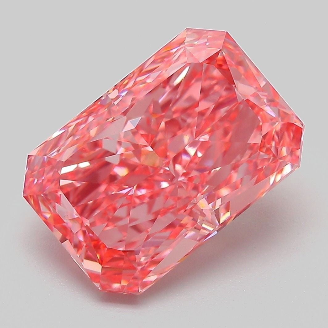 Loose Diamond - RADIANT 5.05ct Fancy Vivid Pink VS1: Loose Diamond - RADIANT 5.05ct Fancy Vivid Pink VS1 Source: This is a real non-mined Diamond that has been grown in a lab Shape: RADIANT Carats: 5.05 Color: Fancy Vivid Pink Certification: IGI Video: