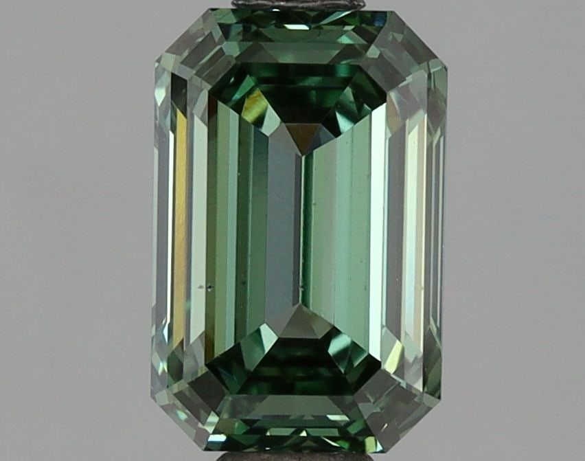 Loose Diamond - EMERALD 1.53ct Fancy Green VS2: Loose Diamond - EMERALD 1.53ct Fancy Green VS2 Source: This is a real non-mined Diamond that has been grown in a lab Shape: EMERALD Carats: 1.53 Color: Fancy Green Certification: NONE Video:
