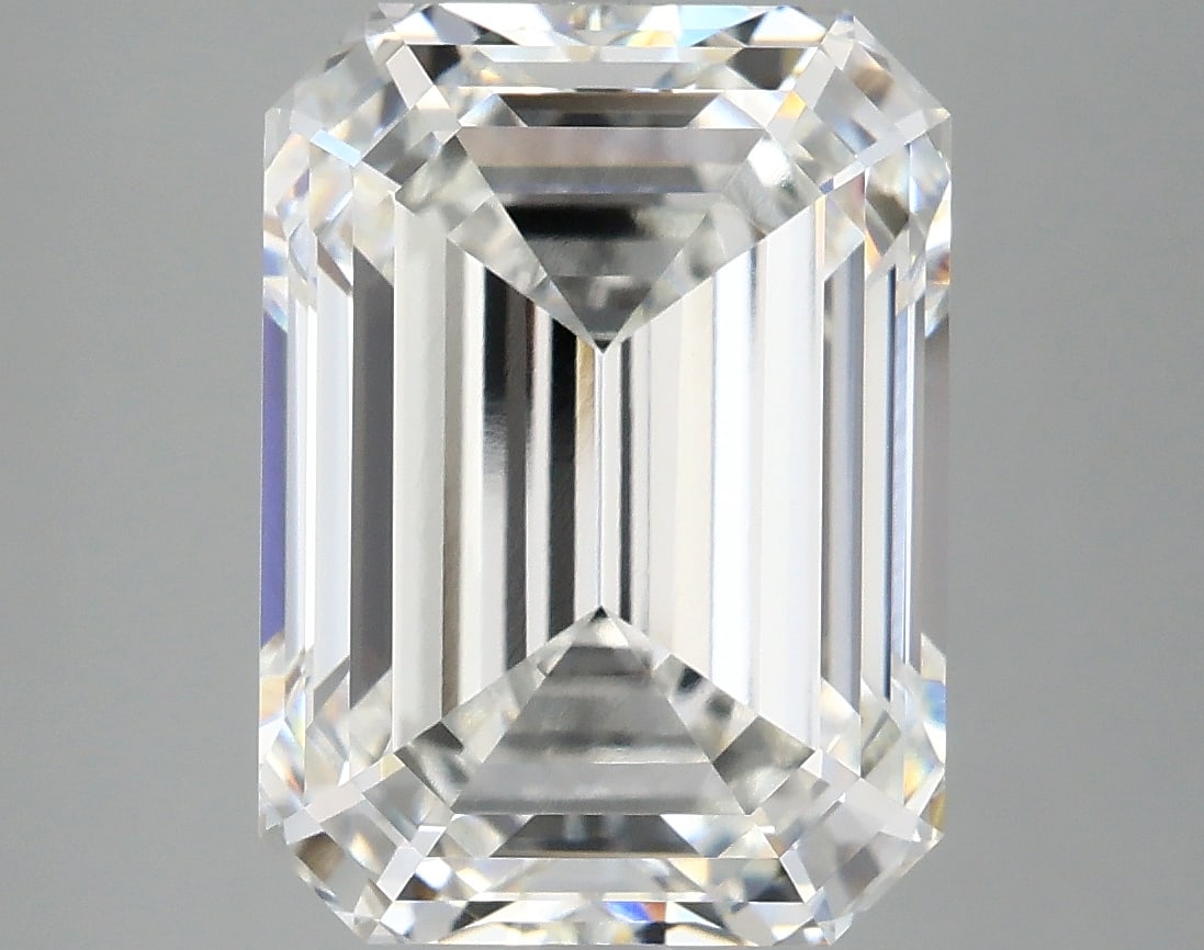 Loose Diamond - EMERALD 7.13ct E VVS2: Loose Diamond - EMERALD 7.13ct E VVS2 Source: This is a real non-mined Diamond that has been grown in a lab Shape: EMERALD Carats: 7.13 Color: E Clarity: VVS2 Certification: IGI Condition: Pre-Owned P