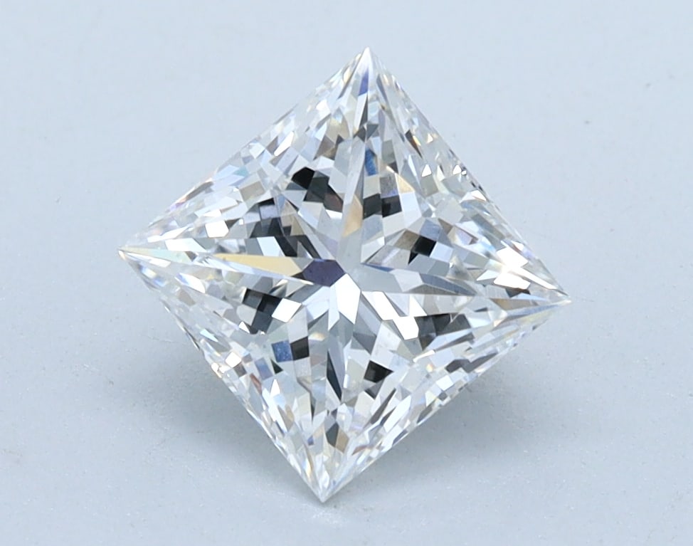 Loose Diamond - PRINCESS 1.1ct D VS2: Loose Diamond - PRINCESS 1.1ct D VS2 Source: This is a real non-mined Diamond that has been grown in a lab Shape: PRINCESS Carats: 1.1 Color: D Clarity: VS2 Certification: IGI Condition: Pre-Owned PLE