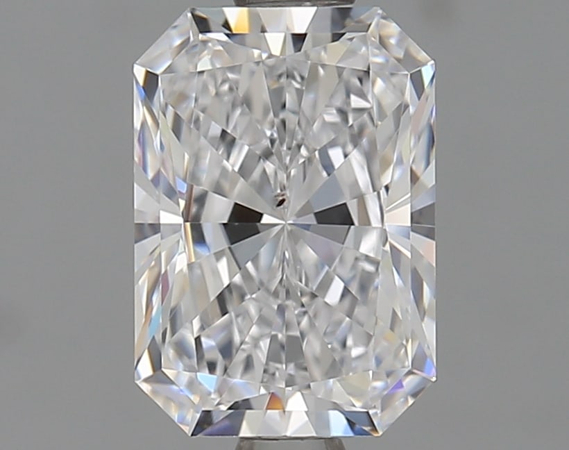 Loose Diamond - RADIANT 1.51ct D SI1: Loose Diamond - RADIANT 1.51ct D SI1 Source: This is a real non-mined Diamond that has been grown in a lab Shape: RADIANT Carats: 1.51 Color: D Clarity: SI1 Certification: IGI Condition: Pre-Owned PLE