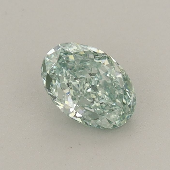 Loose Diamond - OVAL 0.53ct Fancy Vivid Green VS1: Loose Diamond - OVAL 0.53ct Fancy Vivid Green VS1 Source: This is a real non-mined Diamond that has been grown in a lab Shape: OVAL Carats: 0.53 Color: Fancy Vivid Green Certification: IGI PLEASE NOTE