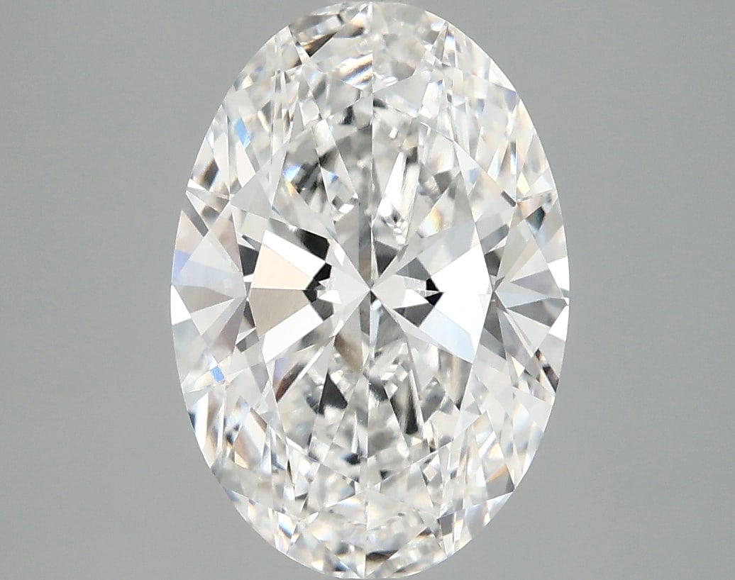 Loose Diamond - OVAL 3.37ct E VVS2: Loose Diamond - OVAL 3.37ct E VVS2 Source: This is a real non-mined Diamond that has been grown in a lab Shape: OVAL Carats: 3.37 Color: E Clarity: VVS2 Certification: IGI Condition: Pre-Owned PLEASE 