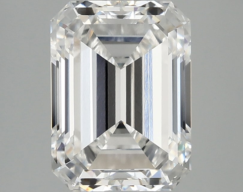 Loose Diamond - EMERALD 3.03ct E VS2: Loose Diamond - EMERALD 3.03ct E VS2 Source: This is a real non-mined Diamond that has been grown in a lab Shape: EMERALD Carats: 3.03 Color: E Clarity: VS2 Certification: IGI Condition: Pre-Owned PLE