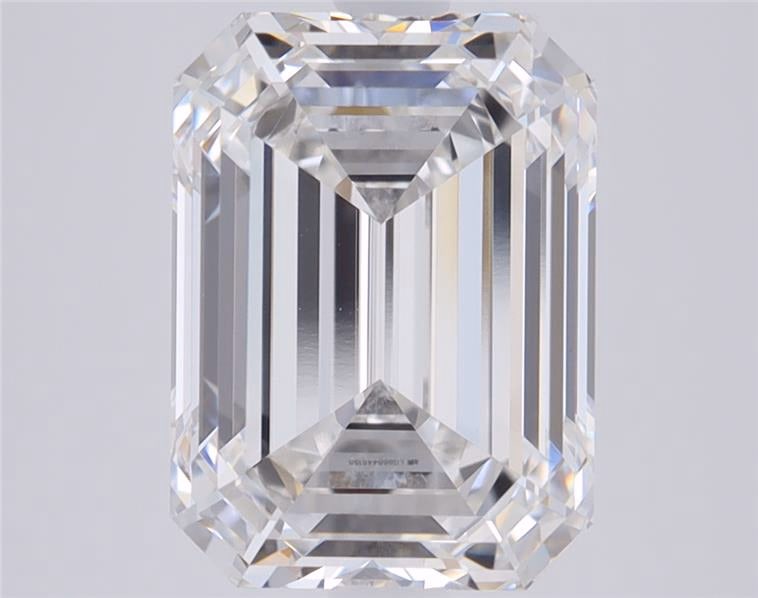 Loose Diamond - EMERALD 4.5ct E VVS2: Loose Diamond - EMERALD 4.5ct E VVS2 Source: This is a real non-mined Diamond that has been grown in a lab Shape: EMERALD Carats: 4.5 Color: E Clarity: VVS2 Certification: IGI Condition: Pre-Owned PLE