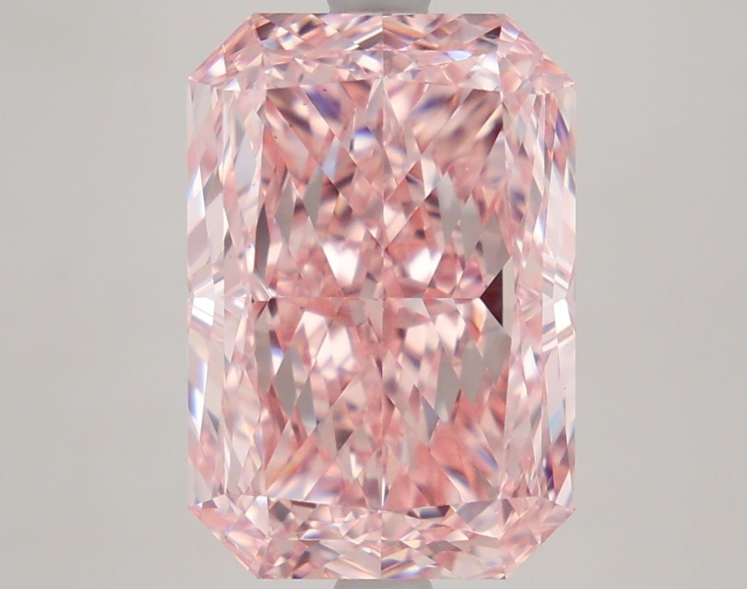 Loose Diamond - RADIANT 5.77ct Fancy Vivid Pink VS1: Loose Diamond - RADIANT 5.77ct Fancy Vivid Pink VS1 Source: This is a real non-mined Diamond that has been grown in a lab Shape: RADIANT Carats: 5.77 Color: Fancy Vivid Pink Certification: IGI Video: