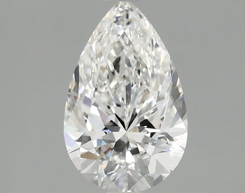 Loose Diamond - PEAR 1.35ct E VVS2: Loose Diamond - PEAR 1.35ct E VVS2 Source: This is a real non-mined Diamond that has been grown in a lab Shape: PEAR Carats: 1.35 Color: E Clarity: VVS2 Certification: IGI Condition: Pre-Owned PLEASE 