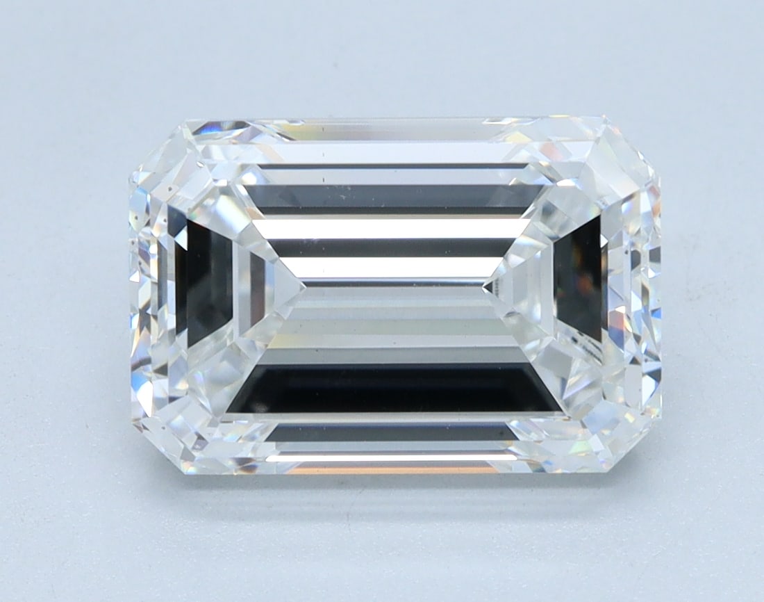 Loose Diamond - EMERALD 4.1ct D VS2: Loose Diamond - EMERALD 4.1ct D VS2 Source: This is a real non-mined Diamond that has been grown in a lab Shape: EMERALD Carats: 4.1 Color: D Clarity: VS2 Certification: IGI Condition: Pre-Owned PLEAS