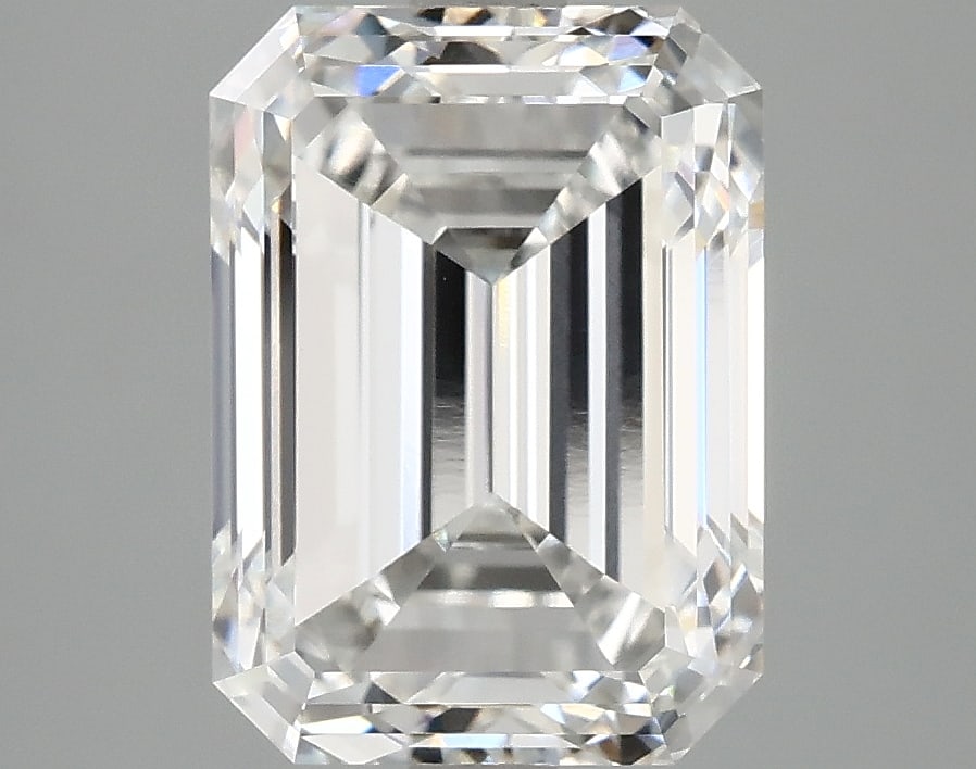 Loose Diamond - EMERALD 3.88ct E VVS2: Loose Diamond - EMERALD 3.88ct E VVS2 Source: This is a real non-mined Diamond that has been grown in a lab Shape: EMERALD Carats: 3.88 Color: E Clarity: VVS2 Certification: IGI Condition: Pre-Owned P