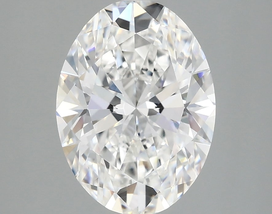 Loose Diamond - OVAL 2.35ct E VVS2: Loose Diamond - OVAL 2.35ct E VVS2 Source: This is a real non-mined Diamond that has been grown in a lab Shape: OVAL Carats: 2.35 Color: E Clarity: VVS2 Certification: IGI Condition: Pre-Owned PLEASE 