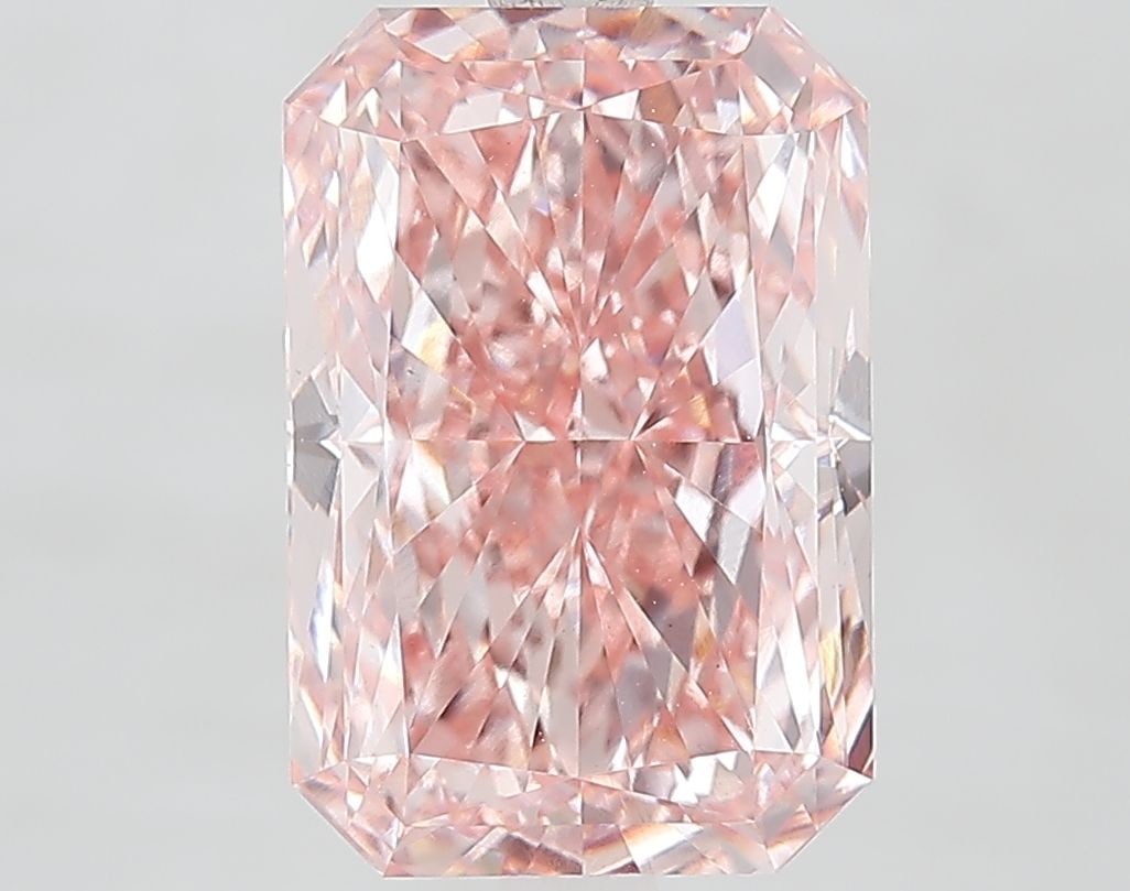 Loose Diamond - RADIANT 4.51ct Fancy Vivid Pink VS1: Loose Diamond - RADIANT 4.51ct Fancy Vivid Pink VS1 Source: This is a real non-mined Diamond that has been grown in a lab Shape: RADIANT Carats: 4.51 Color: Fancy Vivid Pink Certification: IGI Video: