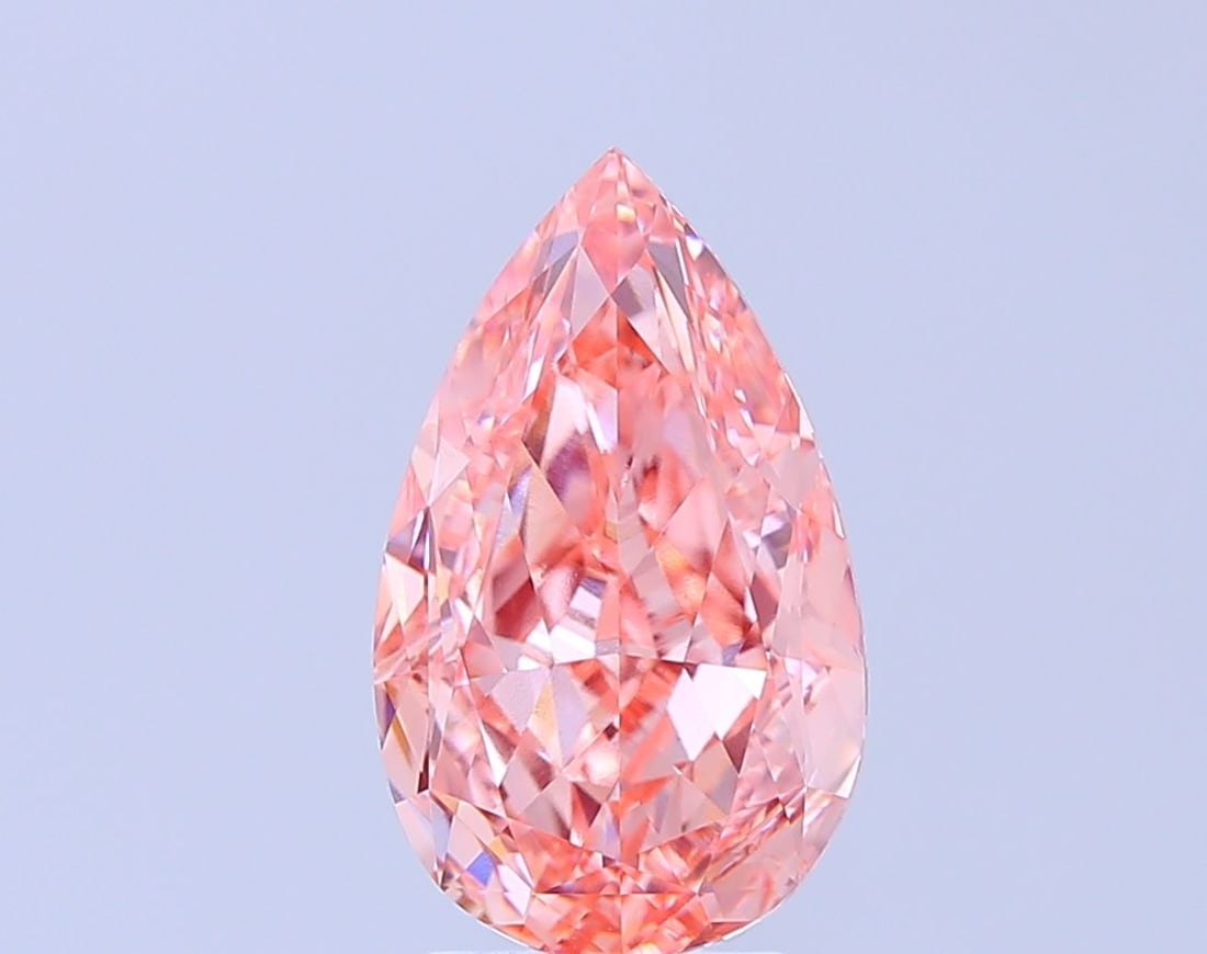 Loose Diamond - PEAR 4.05ct Fancy Vivid Pink VS1: Loose Diamond - PEAR 4.05ct Fancy Vivid Pink VS1 Source: This is a real non-mined Diamond that has been grown in a lab Shape: PEAR Carats: 4.05 Color: Fancy Vivid Pink Certification: IGI Video: