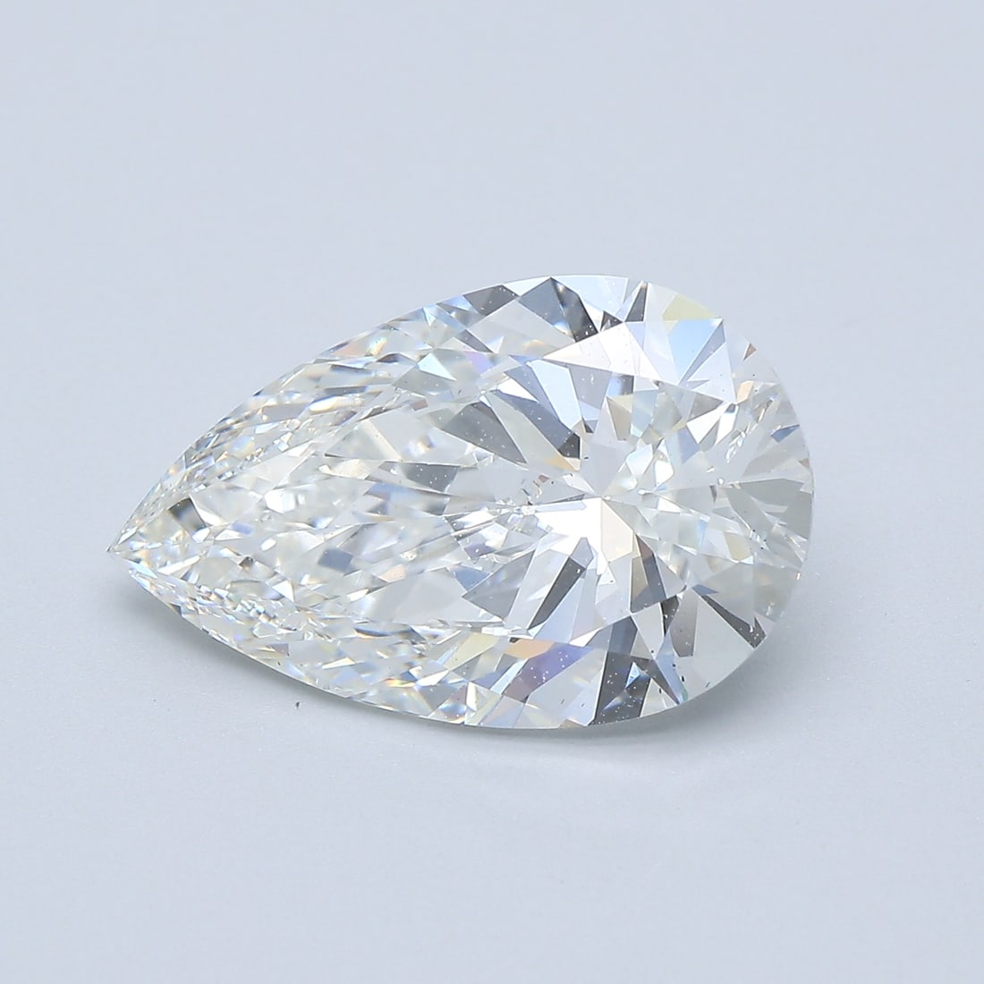 Loose Diamond - PEAR 4.93ct F VS2: Loose Diamond - PEAR 4.93ct F VS2 Source: This is a real non-mined Diamond that has been grown in a lab Shape: PEAR Carats: 4.93 Color: F Clarity: VS2 Certification: IGI Condition: Pre-Owned PLEASE NO
