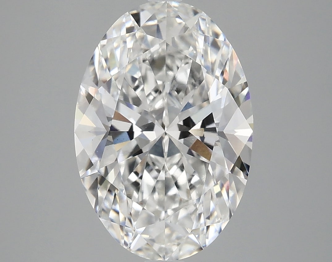 Loose Diamond - OVAL 3.25ct E VS1: Loose Diamond - OVAL 3.25ct E VS1 Source: This is a real non-mined Diamond that has been grown in a lab Shape: OVAL Carats: 3.25 Color: E Clarity: VS1 Certification: IGI Condition: Pre-Owned PLEASE NO