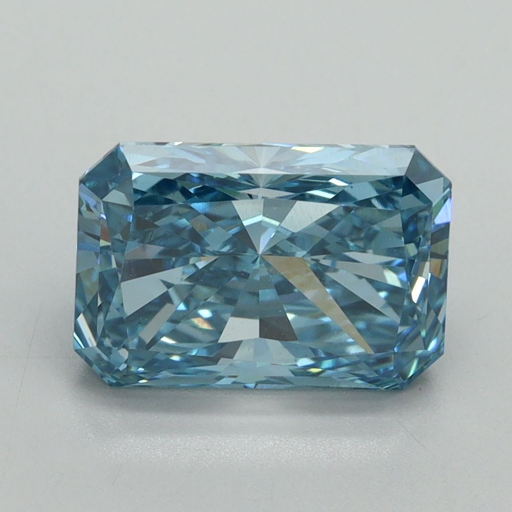 Loose Diamond - RADIANT 3.24ct Fancy Vivid Blue VS1: Loose Diamond - RADIANT 3.24ct Fancy Vivid Blue VS1 Source: This is a real non-mined Diamond that has been grown in a lab Shape: RADIANT Carats: 3.24 Color: Fancy Vivid Blue Certification: IGI Video: