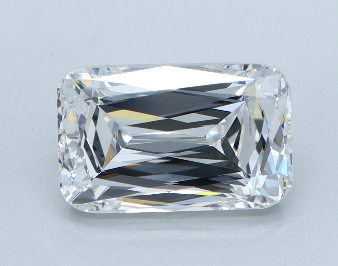 Loose Diamond - ASHOKA 2.72ct D VS1: Loose Diamond - ASHOKA 2.72ct D VS1 Source: This is a real non-mined Diamond that has been grown in a lab Shape: ASHOKA Carats: 2.72 Color: D Clarity: VS1 Certification: IGI Condition: Pre-Owned PLEAS