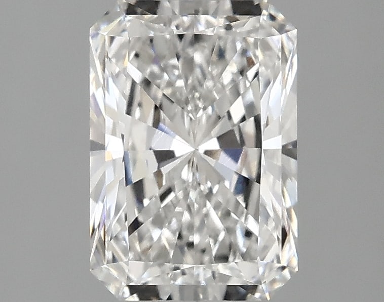 Loose Diamond - RADIANT 1.92ct F VVS1: Loose Diamond - RADIANT 1.92ct F VVS1 Source: This is a real non-mined Diamond that has been grown in a lab Shape: RADIANT Carats: 1.92 Color: F Clarity: VVS1 Certification: IGI Condition: Pre-Owned P