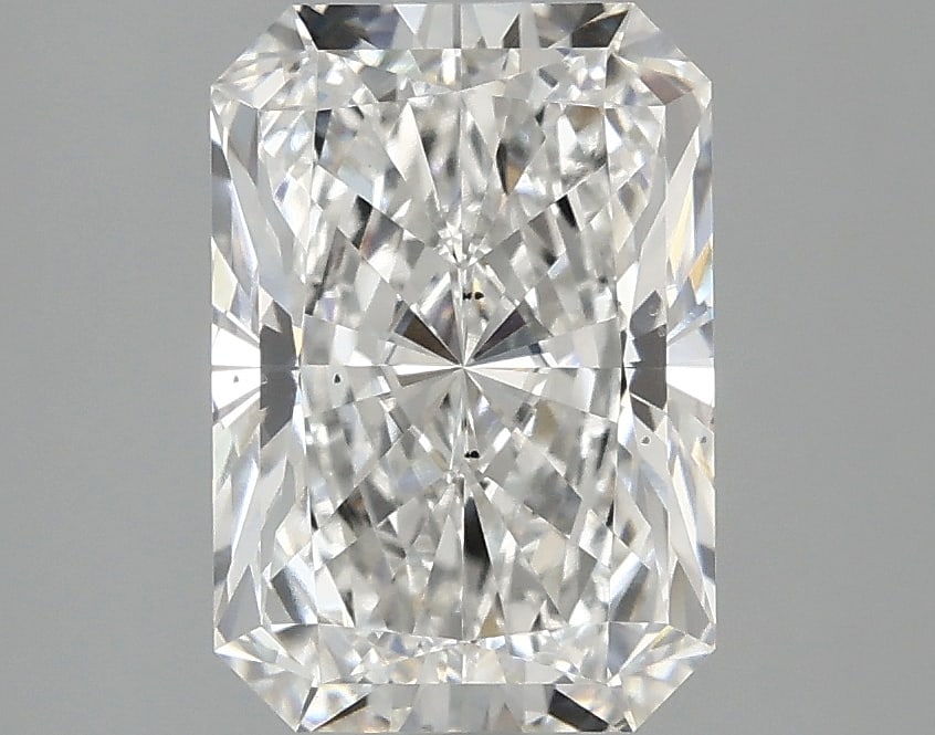 Loose Diamond - RADIANT 2.59ct F VS2: Loose Diamond - RADIANT 2.59ct F VS2 Source: This is a real non-mined Diamond that has been grown in a lab Shape: RADIANT Carats: 2.59 Color: F Clarity: VS2 Certification: IGI Condition: Pre-Owned PLE