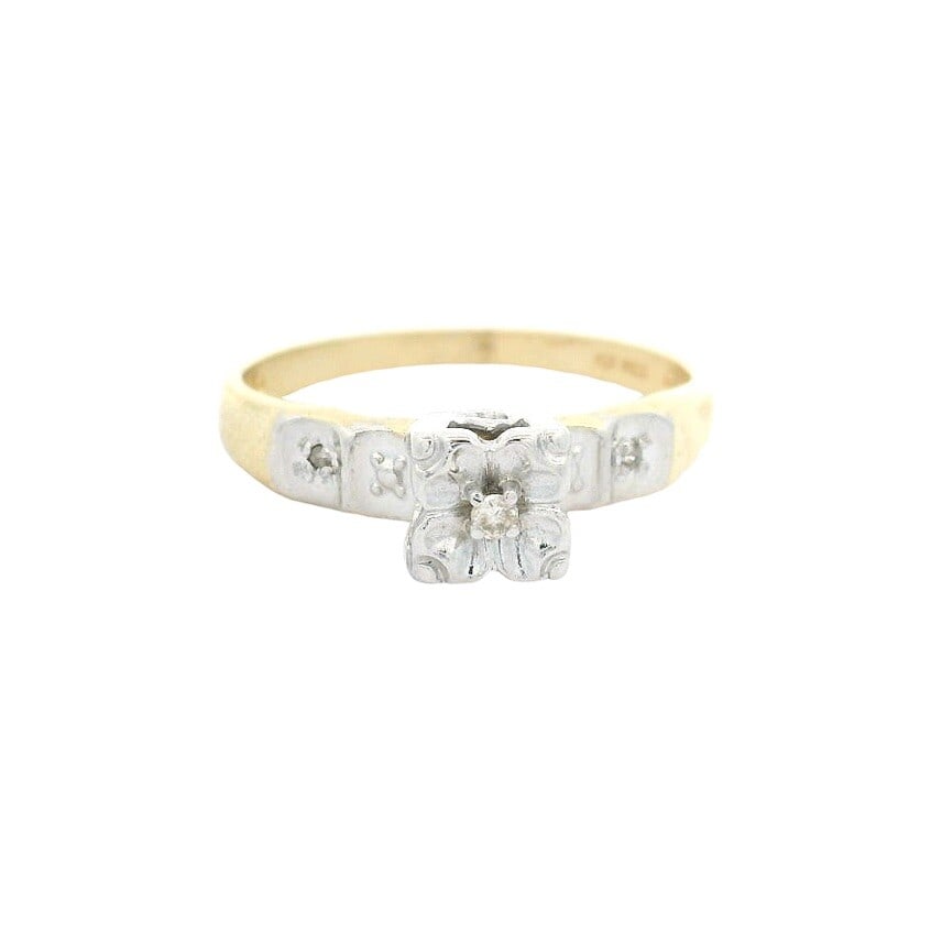 10k Two-Tone Gold Vintage Diamond Clover Leaf Ring Size 7.5: 10k Two-Tone Gold Vintage Diamond Clover Leaf Ring Size 7.5 This exquisite 10k Two-Tone Gold Petite Round Brilliant Diamond Clover Leaf Basket Setting Ring features a charming design that is perfect f