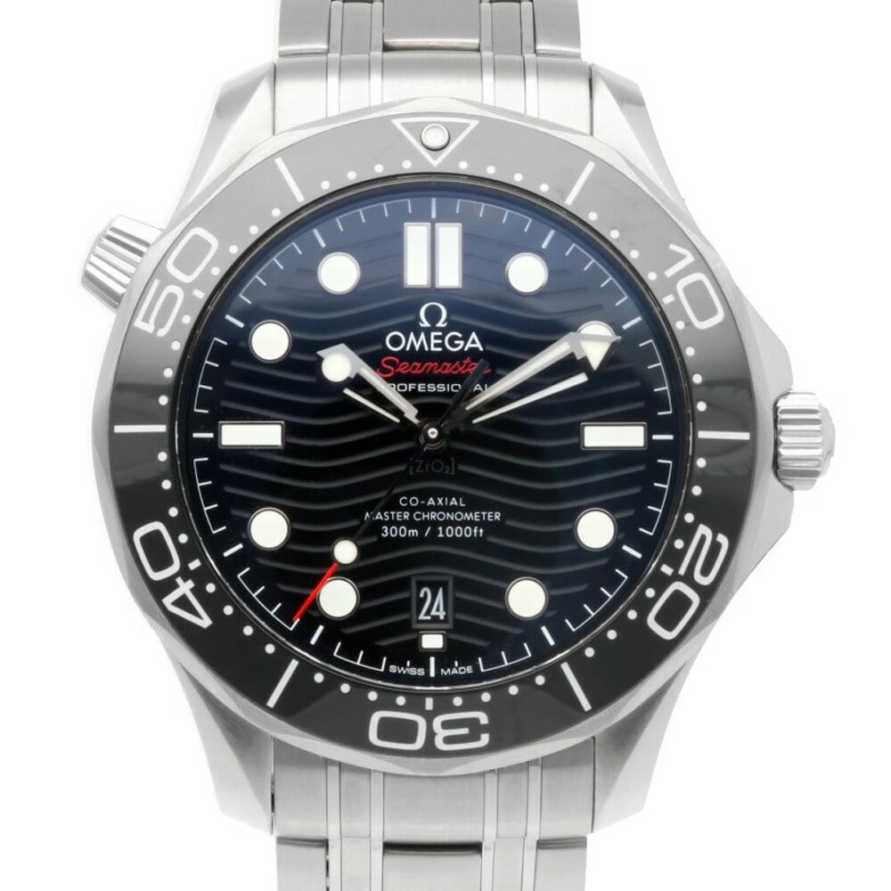 OMEGA Seamaster Co-Axial Diver Men's Wristwatch: OMEGA Seamaster Co-Axial Diver Men's Wristwatch This is an OMEGA Seamaster Co-Axial Diver wristwatch designed for men. Made in Switzerland, this pre-owned timepiece combines OMEGA's renowned craftsman