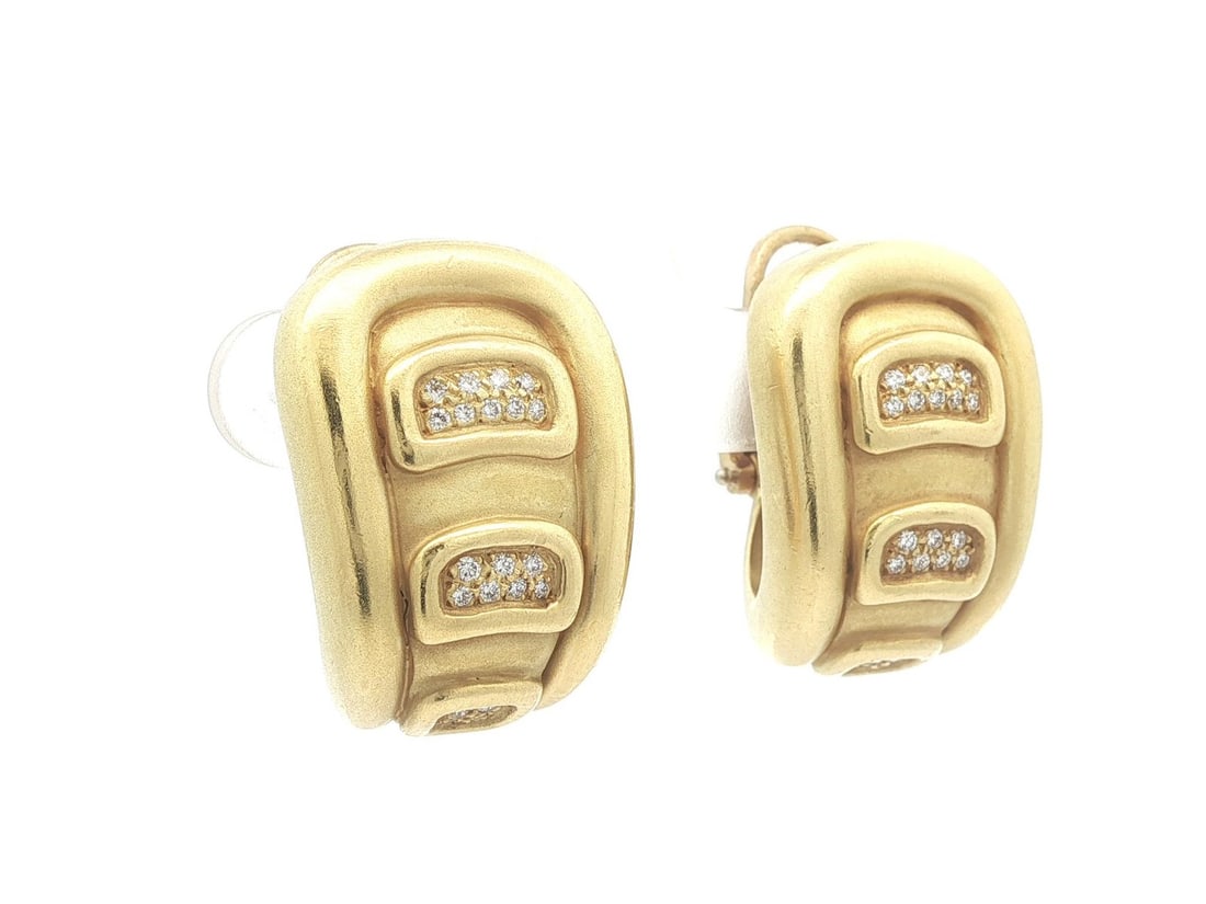 Kieselstein Cord 18k Yellow Gold Diamond Cuff Earrings: Kieselstein Cord 18k Yellow Gold Diamond Cuff Earrings These exquisite B. Kieselstein Cord earrings are crafted from 18k solid yellow gold and adorned with a total of 40 natural brilliant cut diamonds