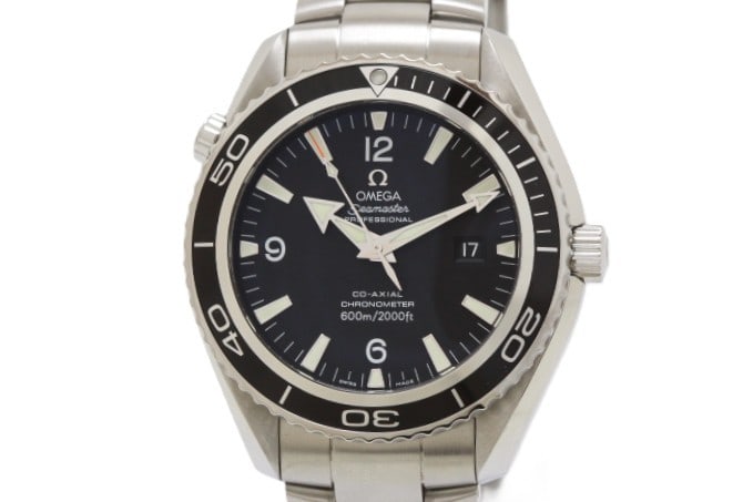 OMEGA Seamaster Automatic Men's Wristwatch 2200.50.00: OMEGA Seamaster Automatic Men's Wristwatch 2200.50.00 This OMEGA Seamaster 2200.50.00 is a Swiss-made automatic wristwatch designed for men. It features the renowned craftsmanship and precision associ