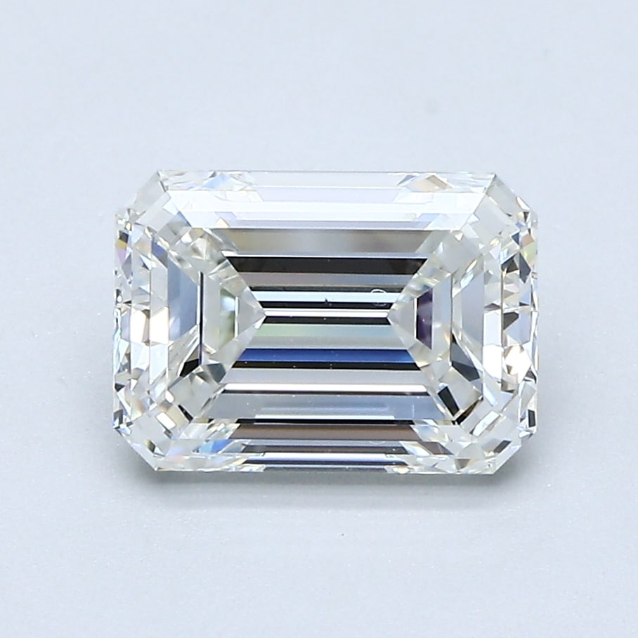 Loose Diamond - EMERALD 2.03ct G VS1: Loose Diamond - EMERALD 2.03ct G VS1 Source: Natural Mined Diamond Shape: EMERALD Carats: 2.03 Color: G Clarity: VS1 Certification: GIA Condition: Pre-Owned PLEASE NOTE: Framed, Large, or heavy items 