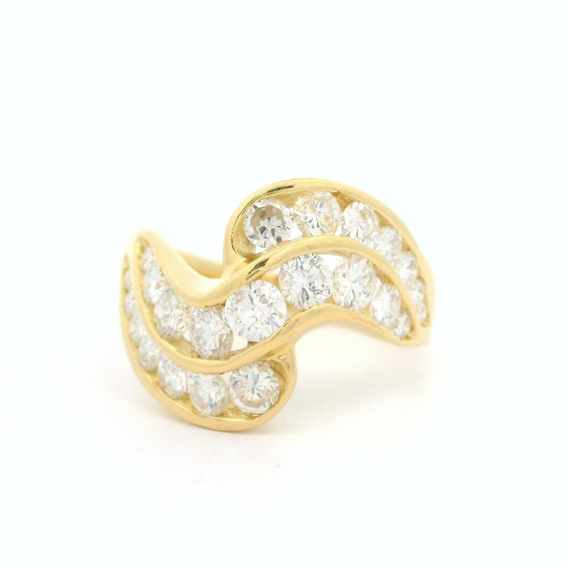18K Yellow Gold 2CTW Channel Set Diamond Wavy Band Ring: 18K Yellow Gold 2CTW Channel Set Diamond Wavy Band Ring This stunning 18k Yellow Gold band ring features a captivating wavy design adorned with a total of 23 natural genuine diamonds, all expertly cha