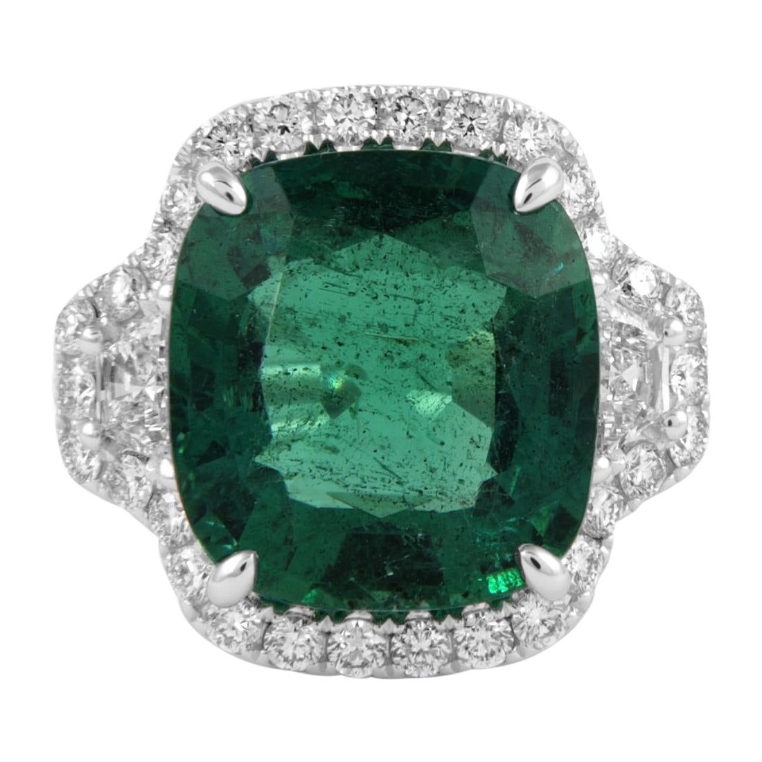 GIA 8.58ct Emerald Diamond 3-Stone Ring 18k White Gold: GIA 8.58ct Emerald Diamond 3-Stone Ring 18k White Gold Presenting a breathtaking GIA certified 8.58ct Emerald and Diamond 3-Stone Ring, expertly crafted in 18k white gold. This exquisite piece feature