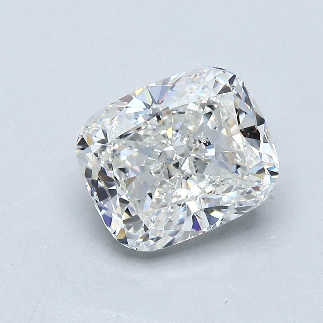 Loose Diamond - CUSHION 2.5ct G SI2: Loose Diamond - CUSHION 2.5ct G SI2 Source: Natural Mined Diamond Shape: CUSHION Carats: 2.5 Color: G Clarity: SI2 Certification: GIA Condition: Pre-Owned PLEASE NOTE: Framed, Large, or heavy items do