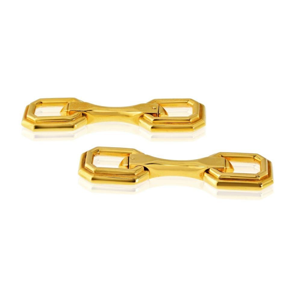 Cartier 18K Yellow Gold Formal Cufflinks: Cartier 18K Yellow Gold Formal Cufflinks These pre-owned Cartier cuff links are crafted from 18K yellow gold, offering a timeless and elegant accessory for formal occasions. With a substantial weight,