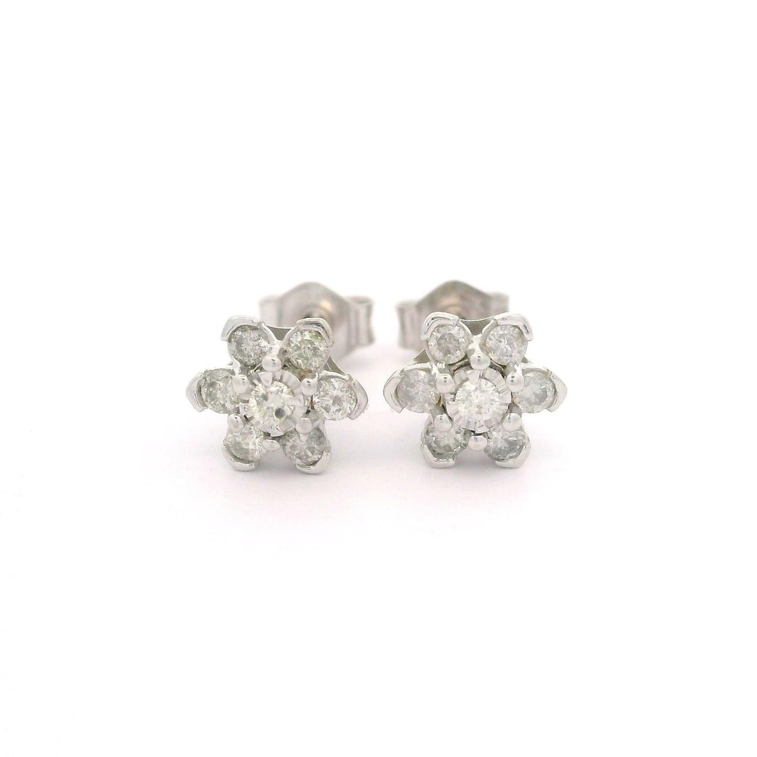 Unbranded 10k White Gold Diamond Cluster Stud Earring 0.25ctw (1 of 13)