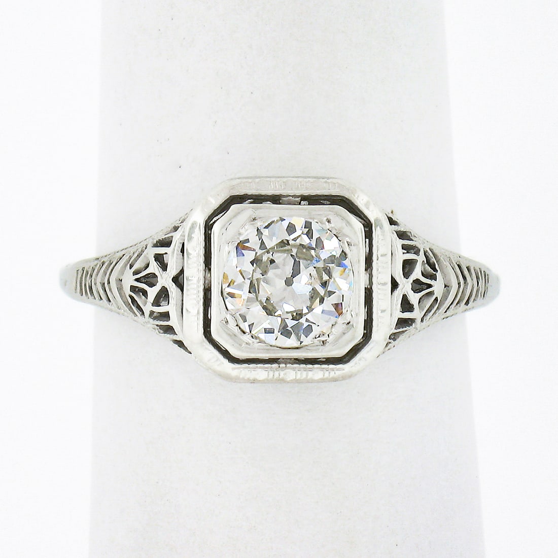 Art Deco 18k White Gold Diamond Filigree Solitaire Ring (1 of 10)