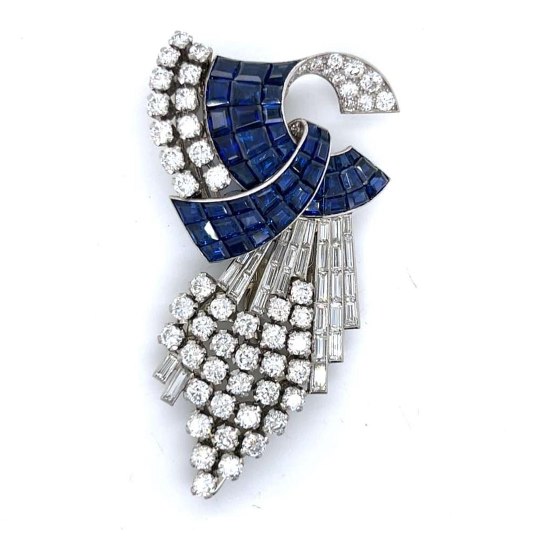 Platinum Brooch with Sapphires and Diamonds Art Deco Design