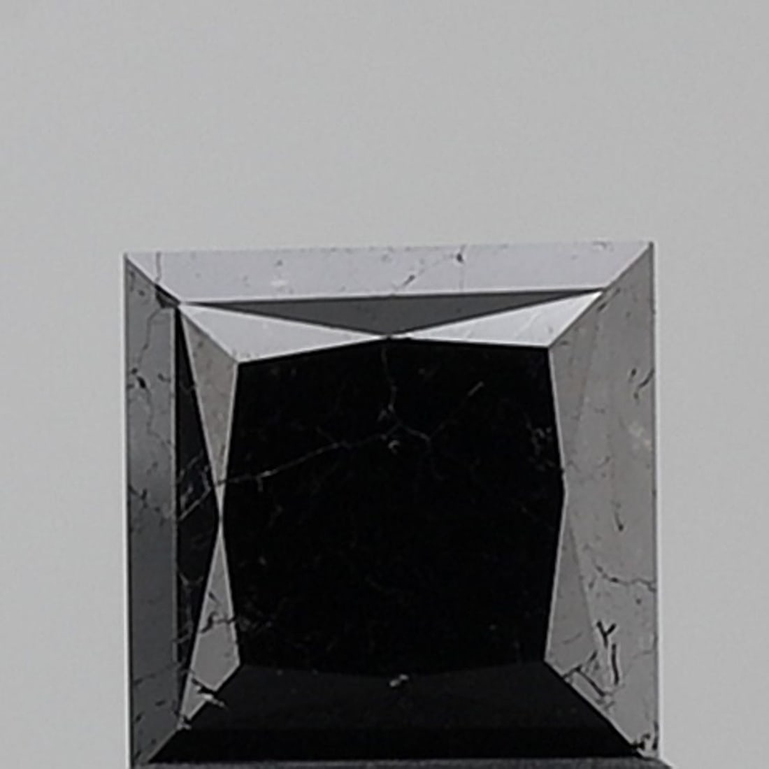 Loose Diamond - PRINCESS 1.14ct Fancy Black VS2: Loose Diamond - PRINCESS 1.14ct Fancy Black VS2 Source: Natural Shape: PRINCESS Carats: 1.14 Color: Fancy Black Certification: NONE Video: